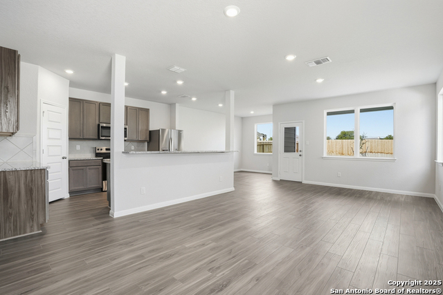 Image 2 of 30 For 10119 Carnelian Cove