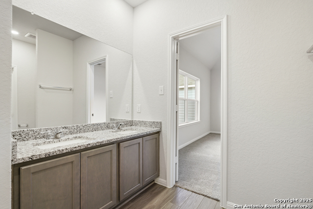 Image 22 of 30 For 10119 Carnelian Cove