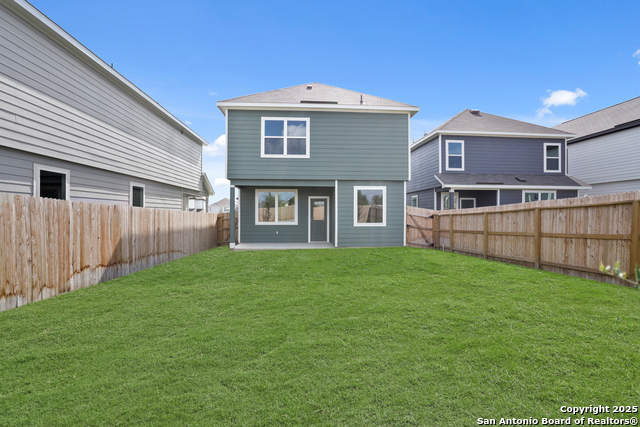 Image 26 of 30 For 10119 Carnelian Cove