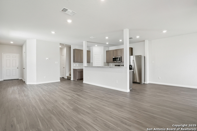 Image 5 of 30 For 10119 Carnelian Cove