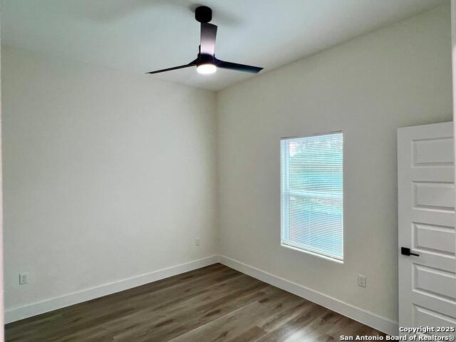 Image 13 of 15 For 110 Webb 101