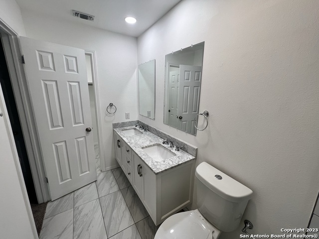 Image 17 of 22 For 13126 Turkey Feather Dr