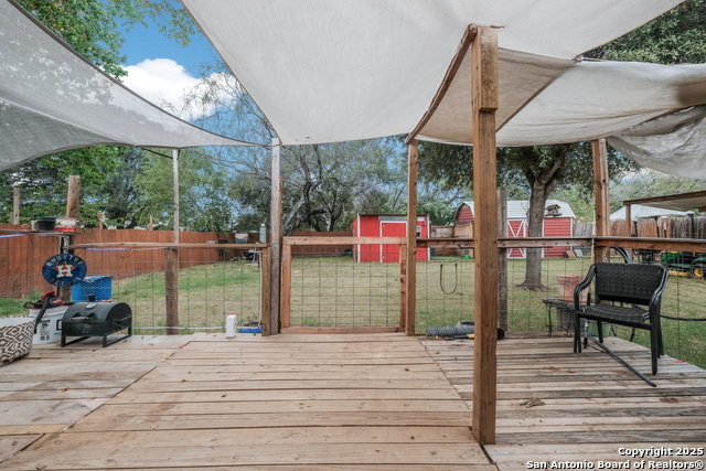 Image 20 of 24 For 1415 Longhorn