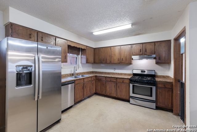 Image 8 of 24 For 1415 Longhorn