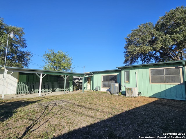 Image 19 of 21 For 622 Sacramento