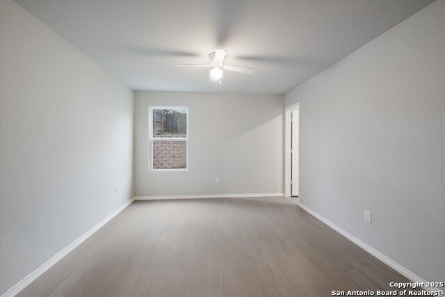 Image 15 of 30 For 10218 Robbins Creek