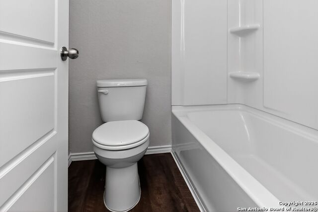 Image 27 of 32 For 3925 Asher Alley