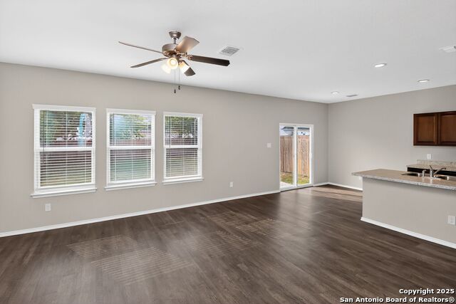 Image 4 of 32 For 3925 Asher Alley