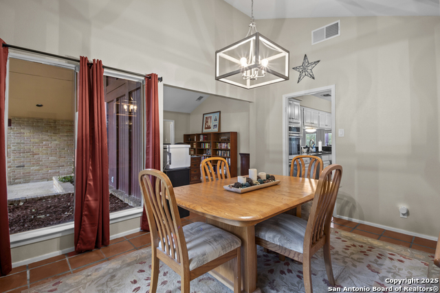 Image 18 of 44 For 12907 Kings Forest