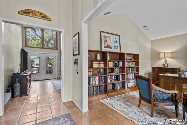 Image 5 of 44 For 12907 Kings Forest