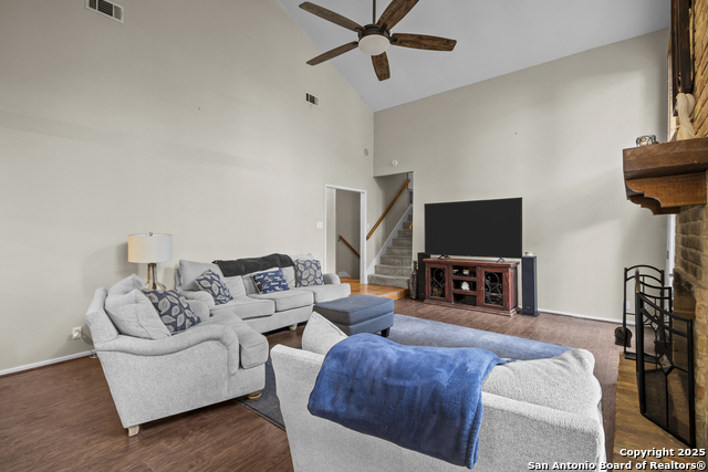 Image 8 of 44 For 12907 Kings Forest