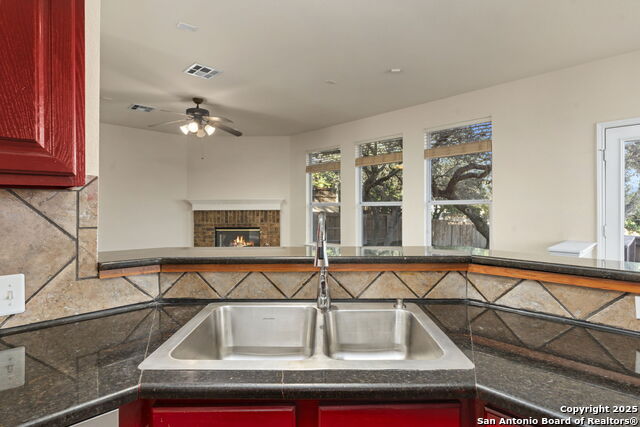 Image 15 of 42 For 22302 Verde Knoll