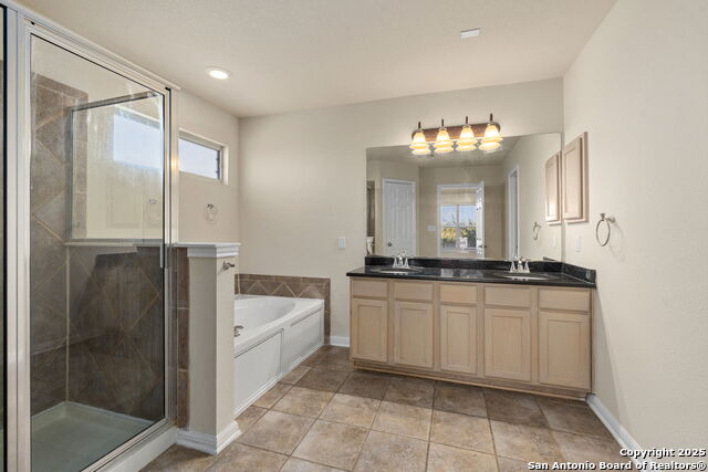 Image 23 of 42 For 22302 Verde Knoll