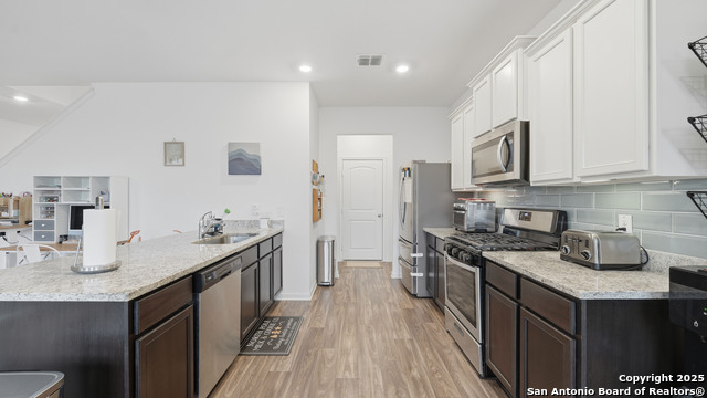 Image 8 of 57 For 3965 Prairie