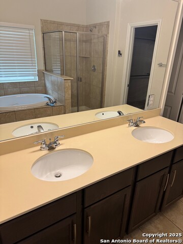 Image 3 of 43 For 2241 Windswept Way