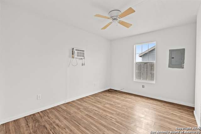 Image 19 of 23 For 3328 State Highway 173