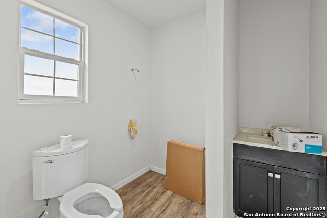 Image 20 of 23 For 3328 State Highway 173