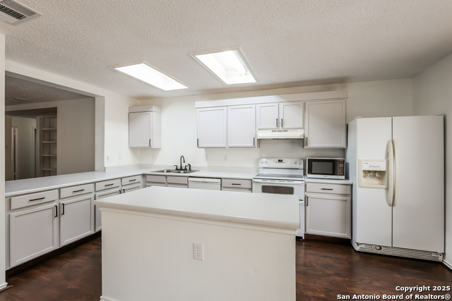 Image 9 of 21 For 6831 Raintree Path