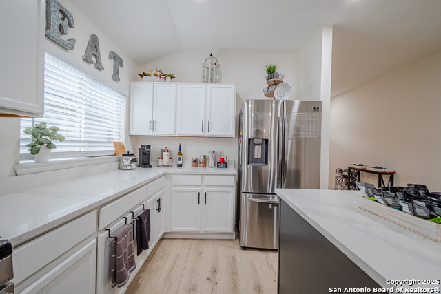 Image 10 of 34 For 13211 Regency Frst