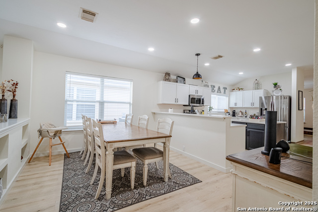 Image 12 of 34 For 13211 Regency Frst