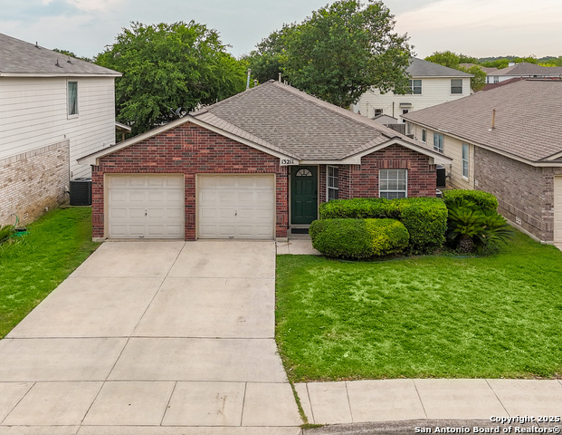 Image 2 of 34 For 13211 Regency Frst