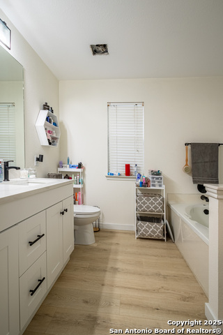 Image 20 of 34 For 13211 Regency Frst