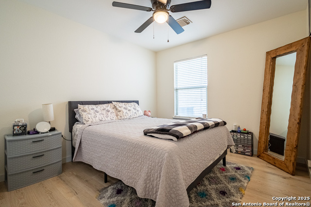 Image 25 of 34 For 13211 Regency Frst