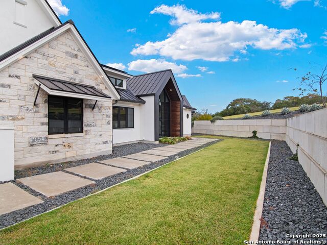 Image 2 of 62 For 10803 Nina Ridge