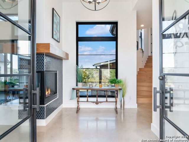 Image 4 of 62 For 10803 Nina Ridge