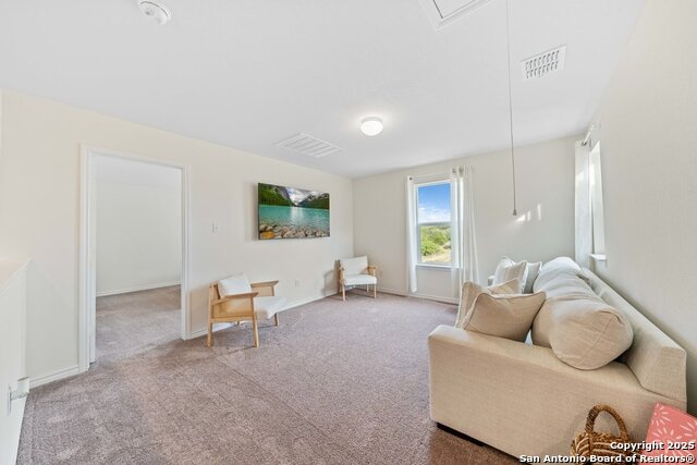 Image 26 of 36 For 10643 Military Drive W 33