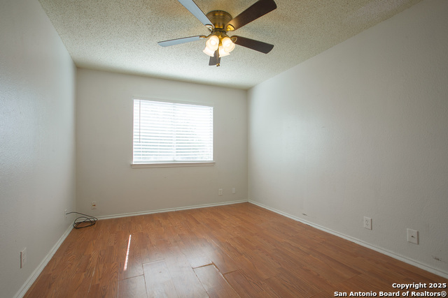 Image 11 of 25 For 7427 Rimhurst