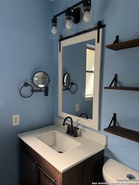 Image 11 of 22 For 5634 Charlie Chan