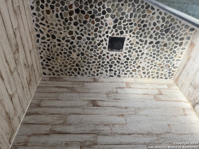 Image 13 of 22 For 5634 Charlie Chan