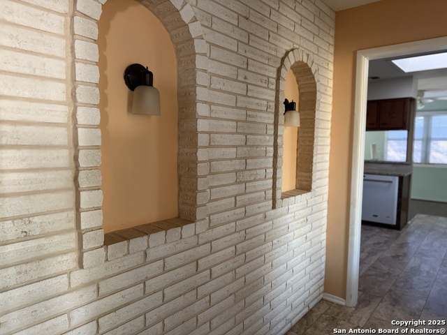 Image 2 of 22 For 5634 Charlie Chan