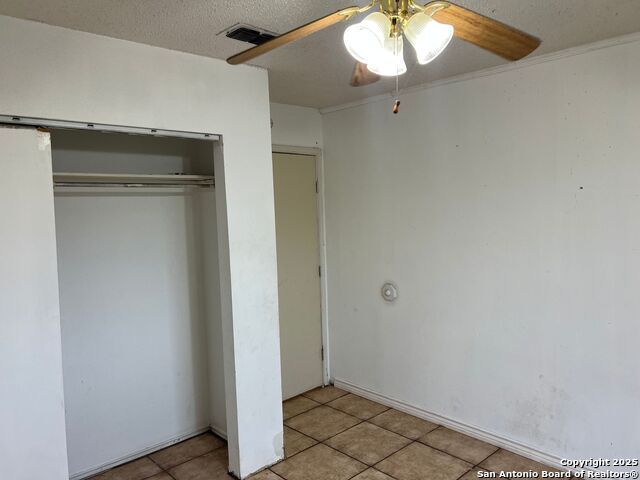 Image 10 of 11 For 5711 Lochmoor