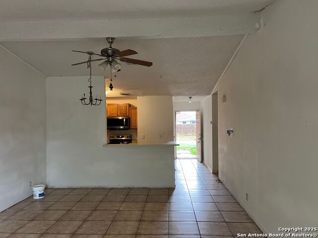 Image 5 of 11 For 5711 Lochmoor