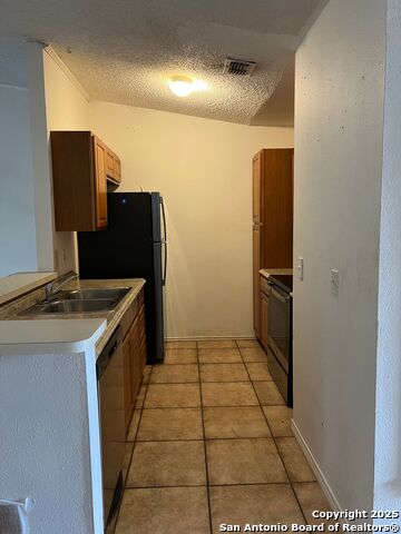 Image 6 of 11 For 5711 Lochmoor