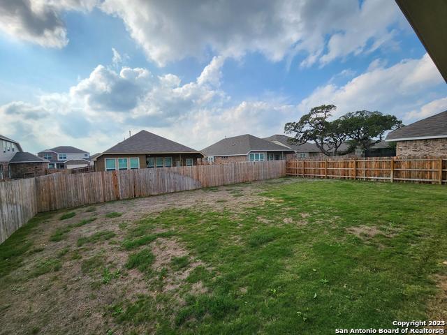 Image 32 of 72 For 31749 Acacia