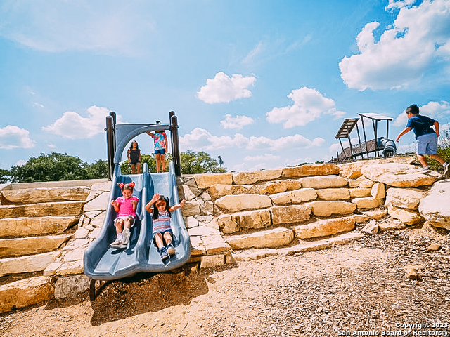 Image 48 of 72 For 31749 Acacia