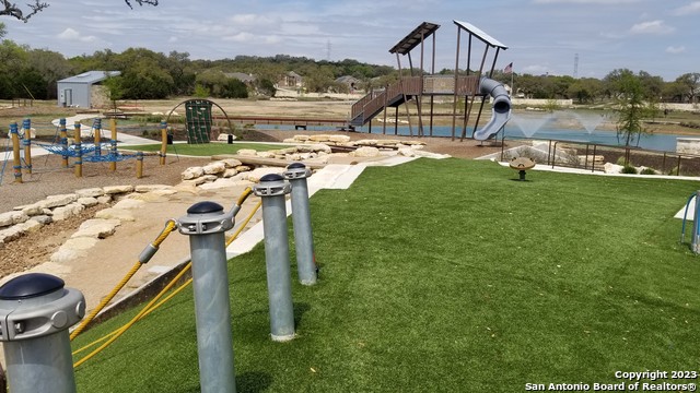 Image 50 of 72 For 31749 Acacia