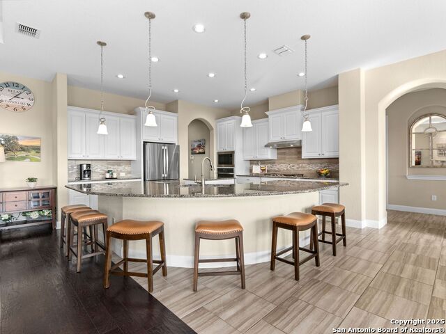 Image 3 of 40 For 1651 Lake Ridge Blvd