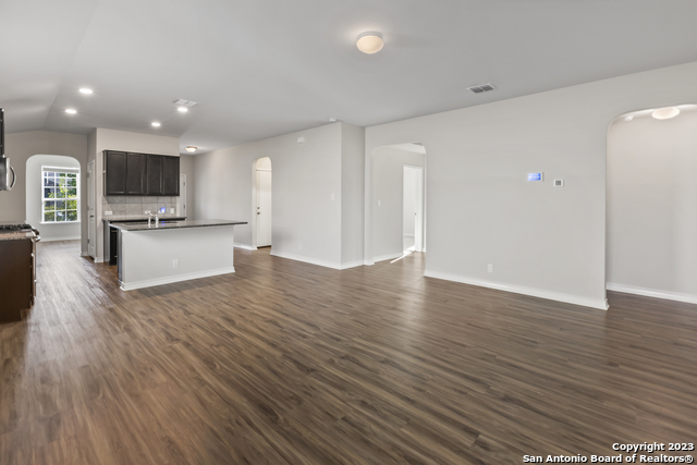 Image 12 of 28 For 13349 Bearded Flat