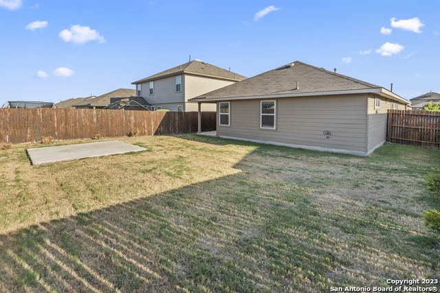 Image 27 of 28 For 13349 Bearded Flat