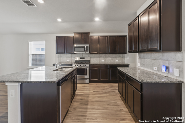 Image 4 of 28 For 13349 Bearded Flat