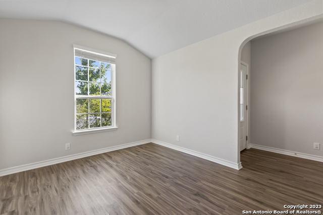 Image 8 of 28 For 13349 Bearded Flat