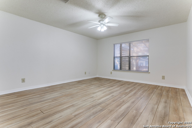 Image 10 of 17 For 9914 Sandbrook Hill