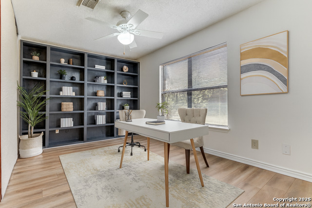 Image 4 of 17 For 9914 Sandbrook Hill