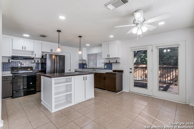 Image 7 of 17 For 9914 Sandbrook Hill