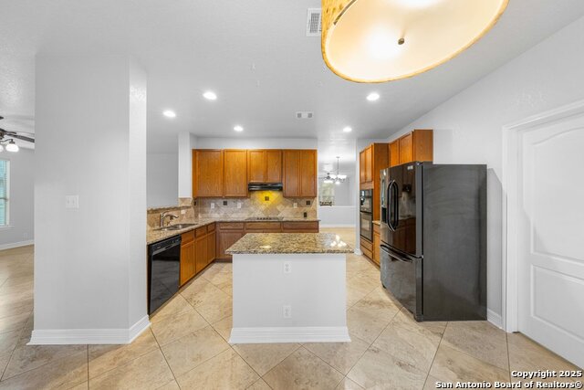 Image 16 of 43 For 8011 Cooper Pass