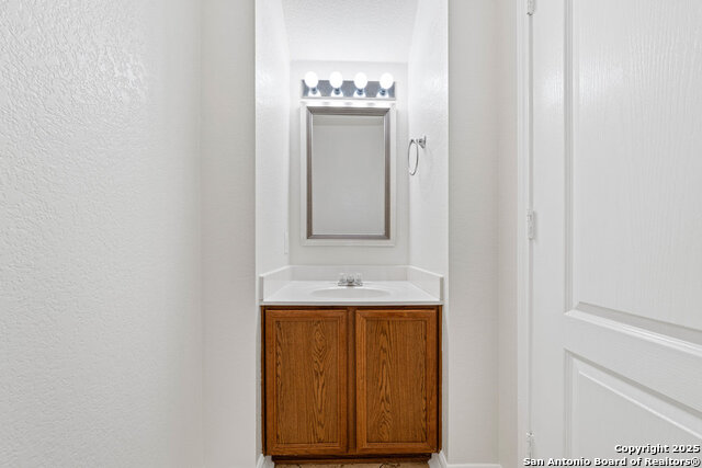 Image 22 of 43 For 8011 Cooper Pass